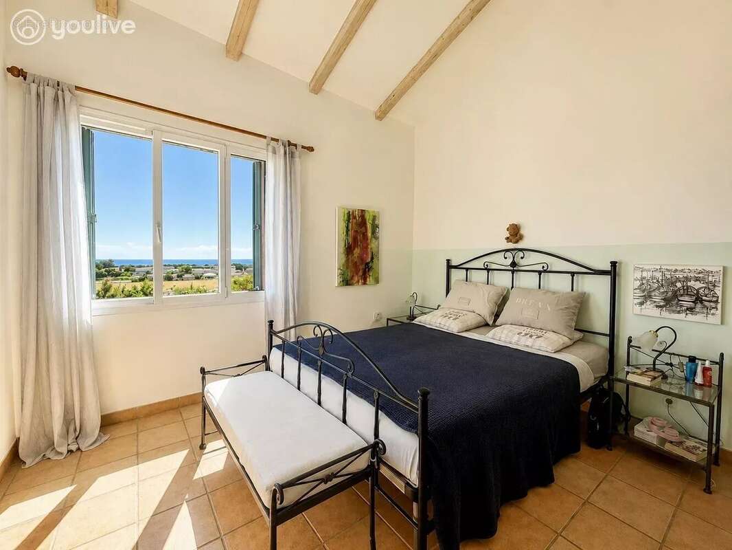Villa T5 avec sa vue mer et son jardin arboré - photo 8