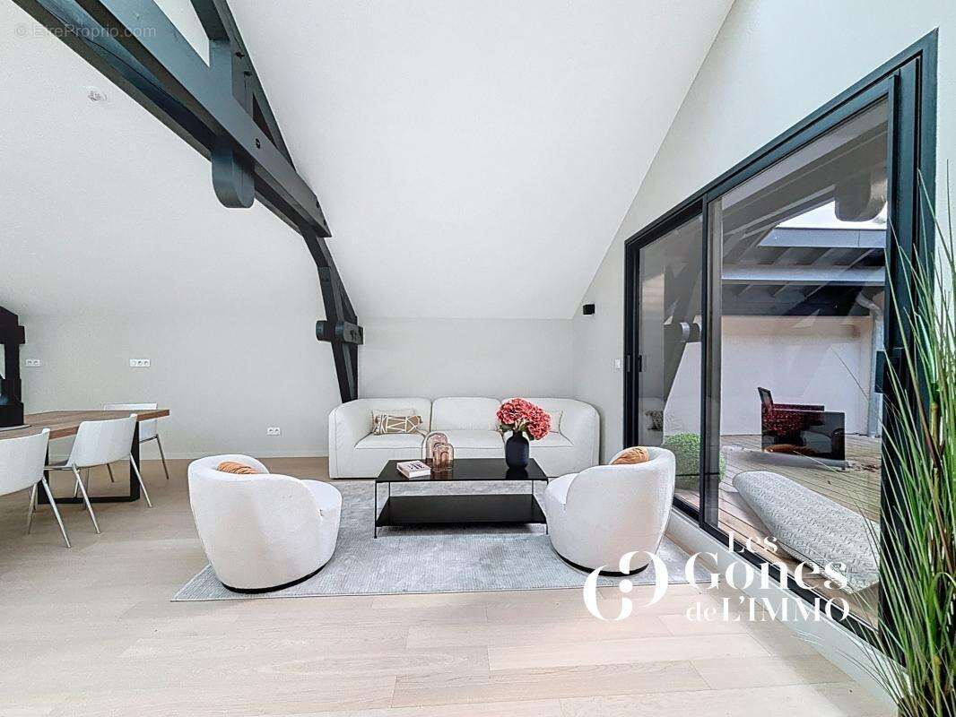 Appartement à CRAPONNE