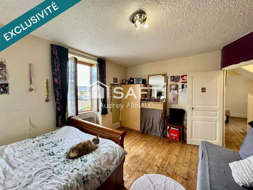 Maison 98 m² à Merinchal  - photo 4