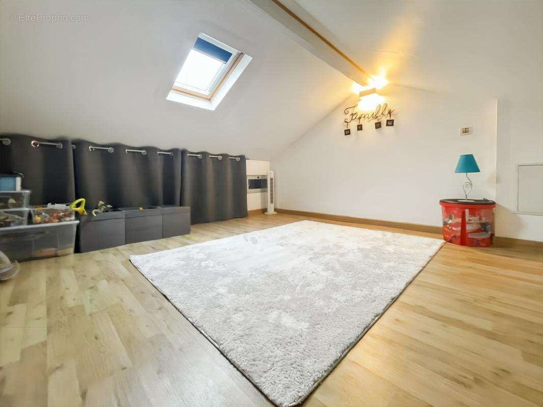 Maison à CHAVILLE