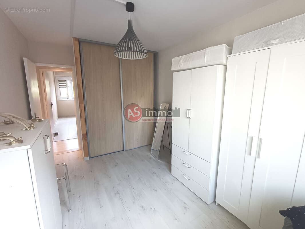 Appartement à GREGES