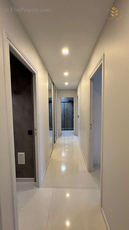 Appartement à MENTON