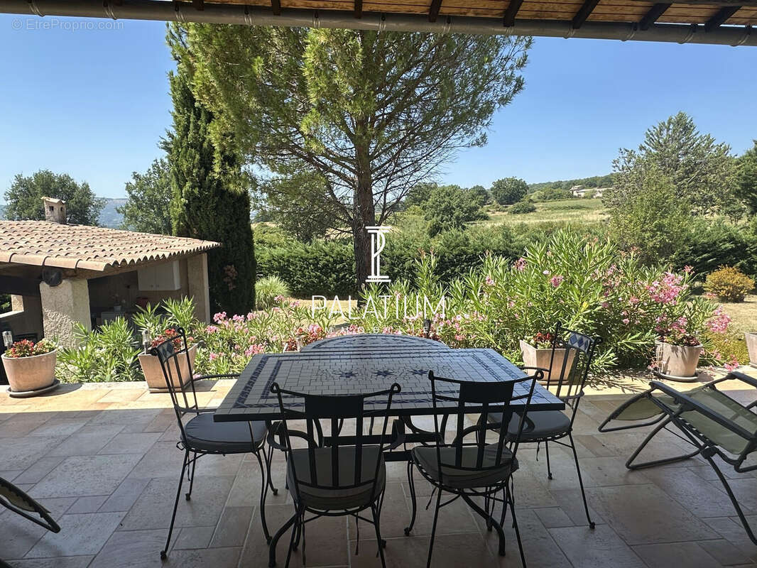 Maison 102 m² à Saint-Etienne-Les-Orgues  - photo 5