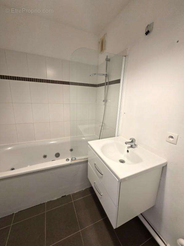 Appartement 59 m² à Halluin  - photo 6