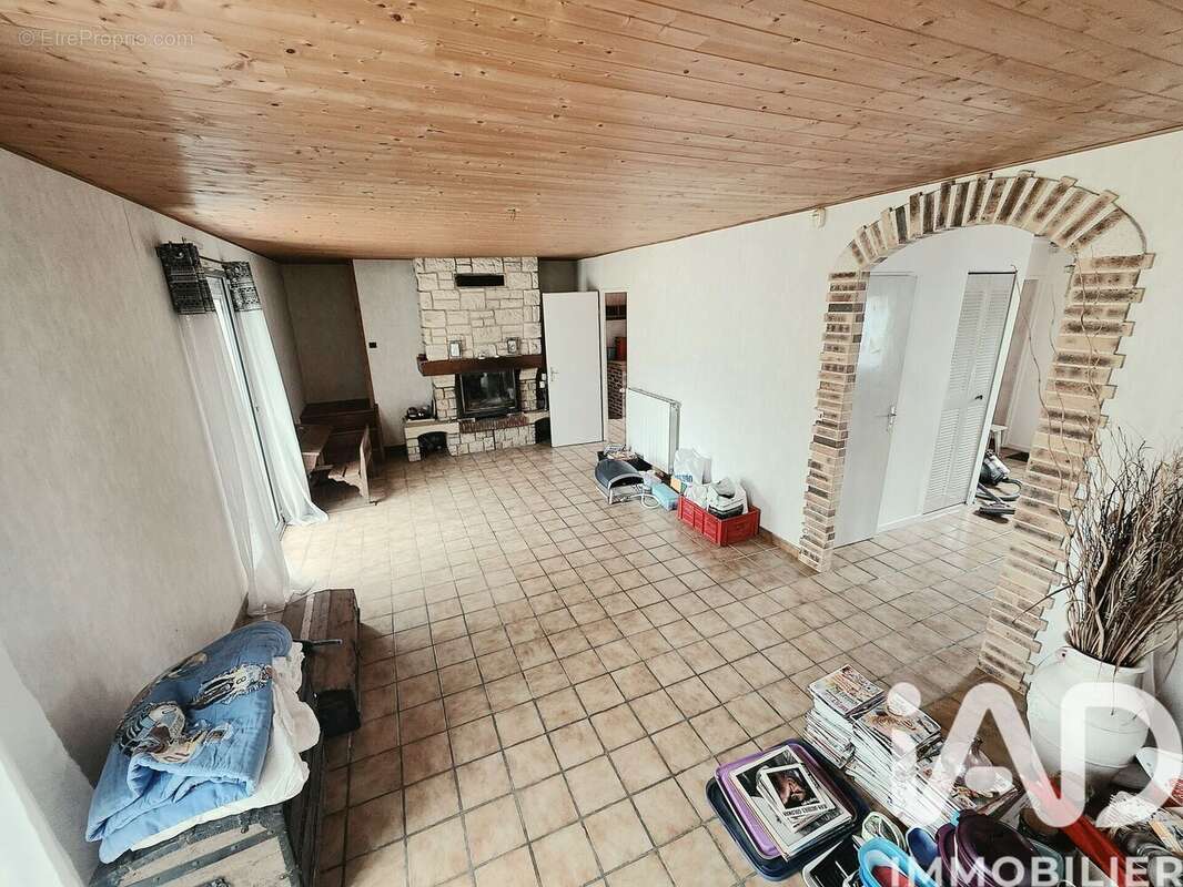 Maison 160 m² à Saint-Agnan  - photo 7