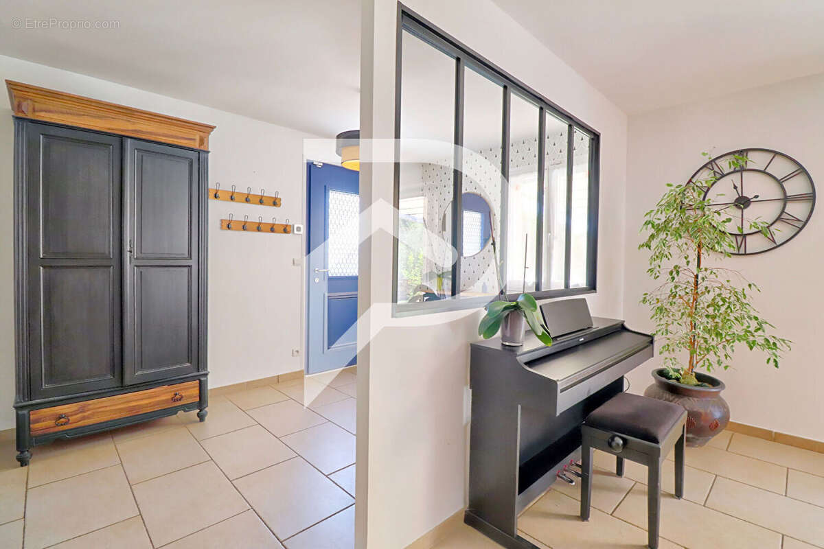 Maison à GREOUX-LES-BAINS