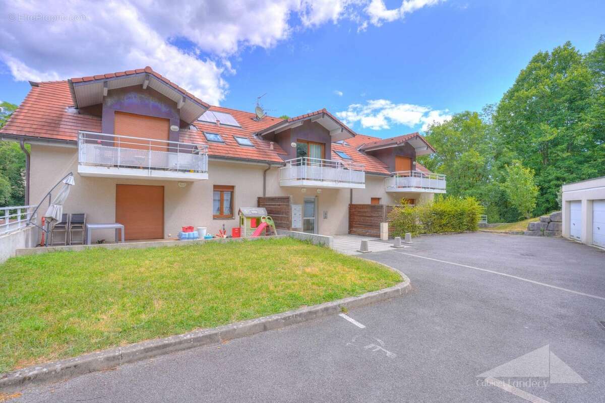Appartement 67 m² à Thoiry  - photo 7
