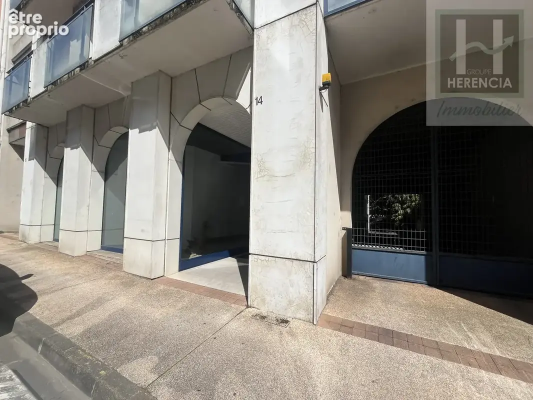 Commerce à PERIGUEUX