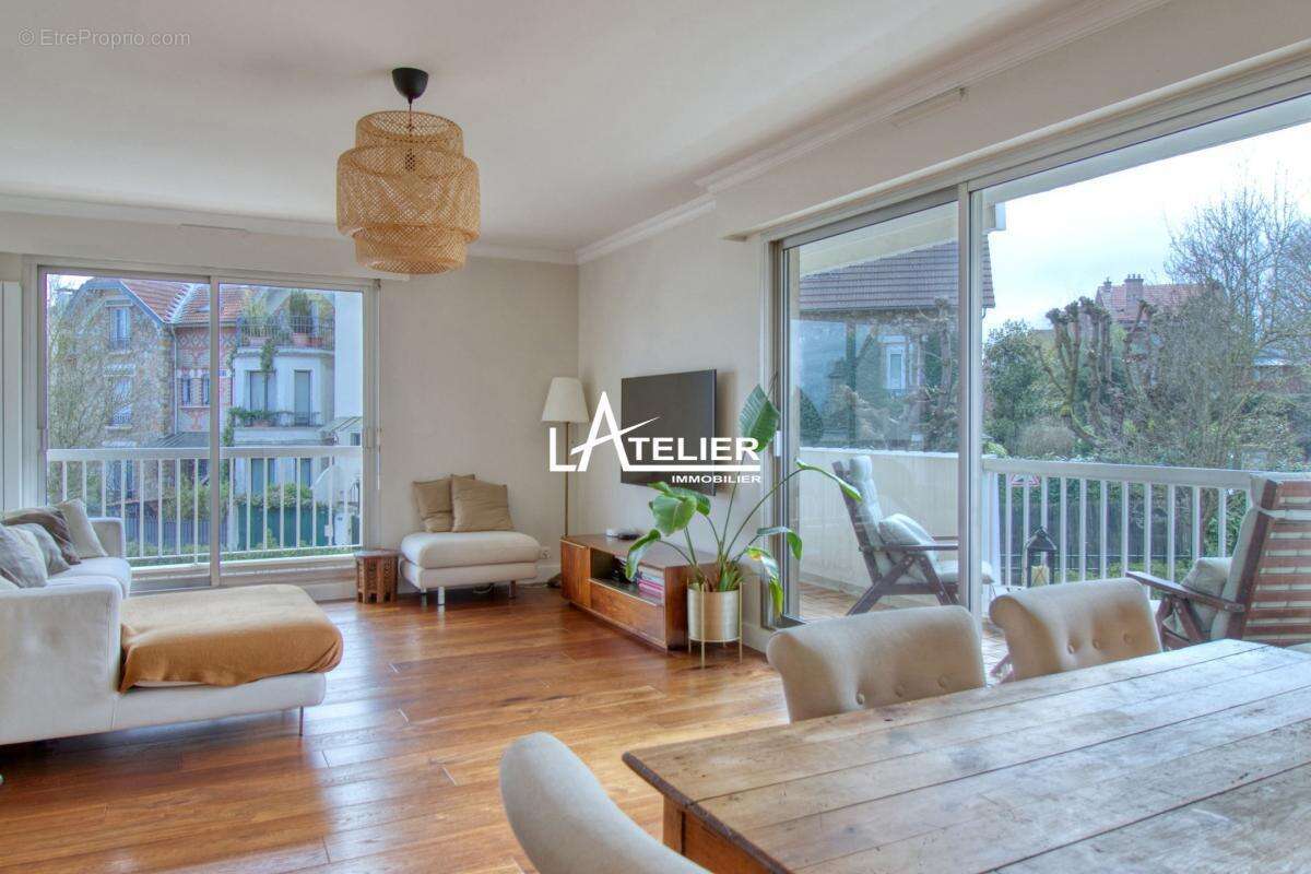 Appartement à GARCHES