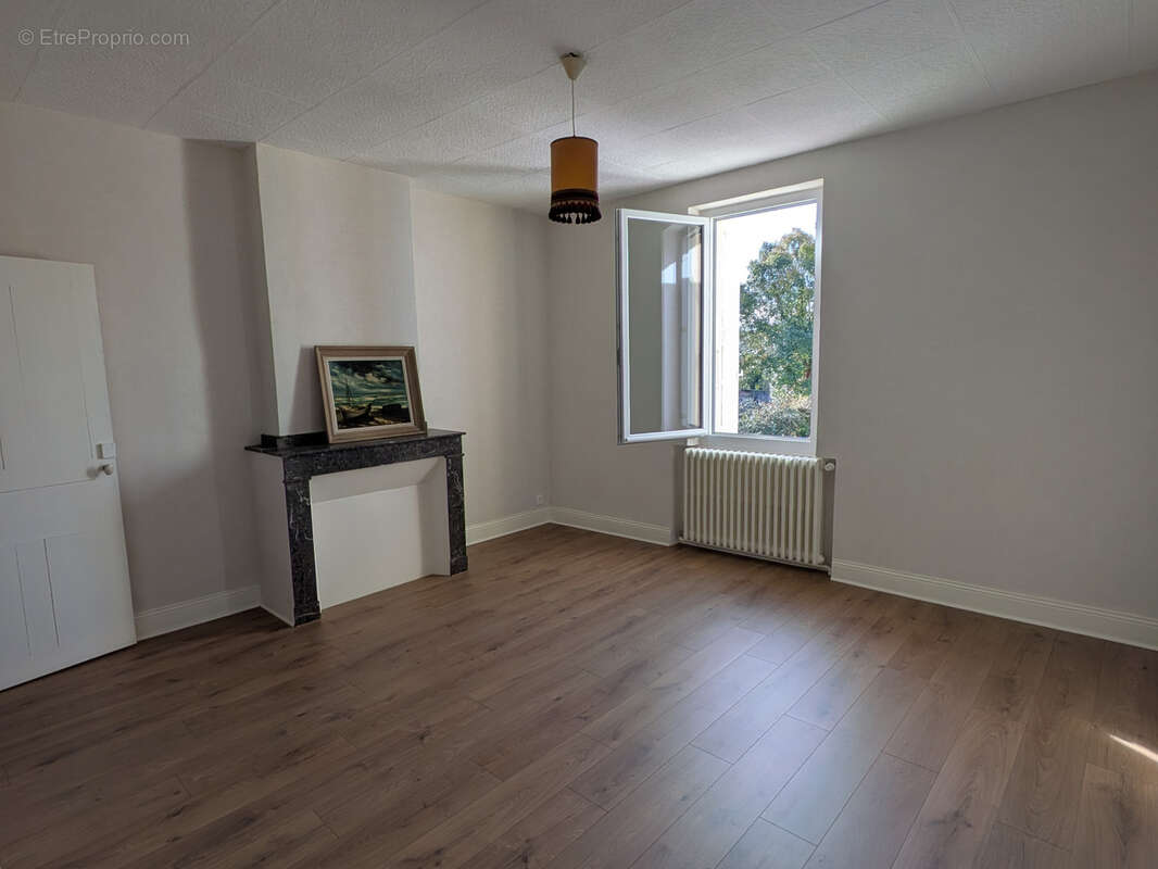 Maison de ville avec garage - photo 3
