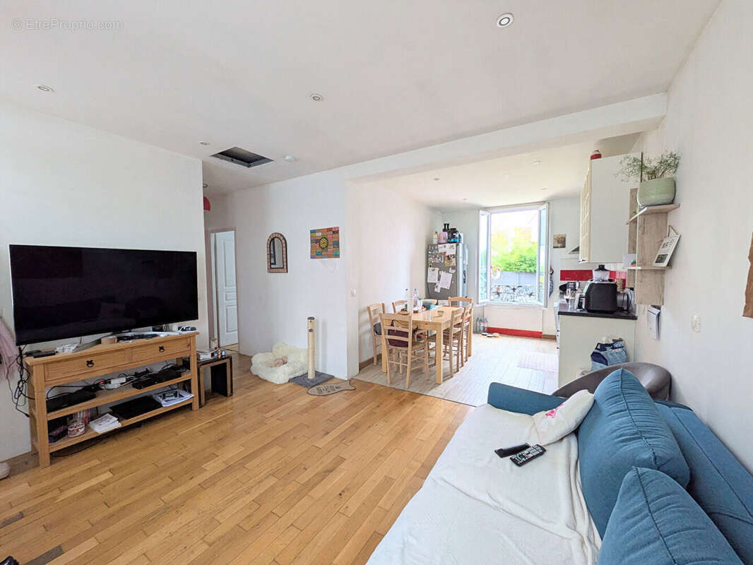 Maison à VILLEMOMBLE