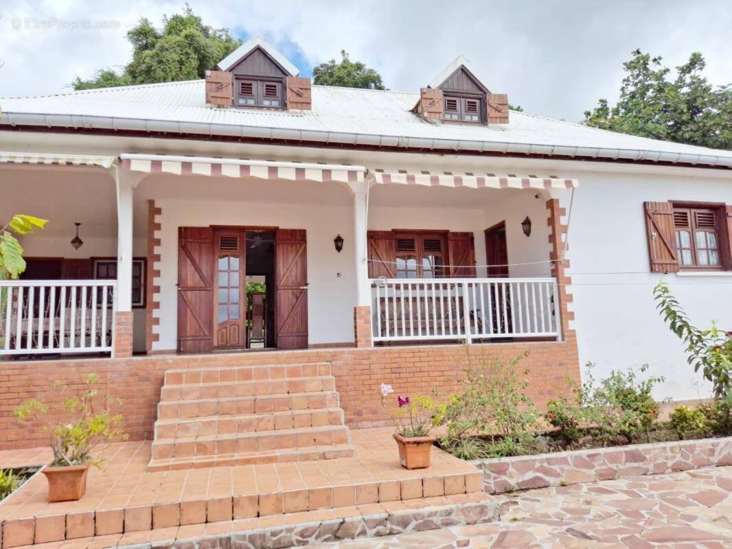 Maison à SAINT-CLAUDE