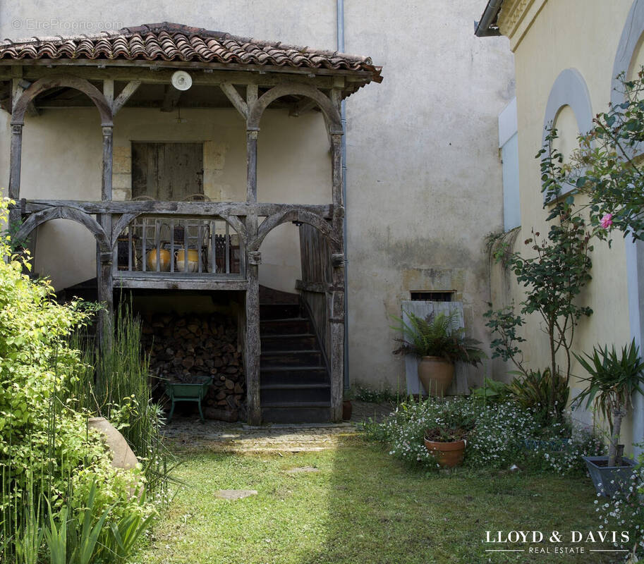Maison à SAINT-SEVER
