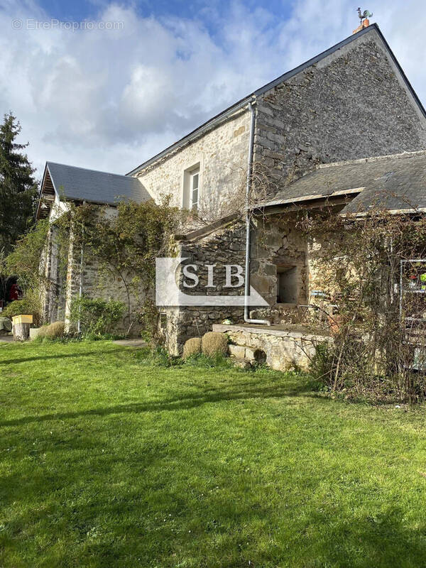 Maison à VILLECONIN