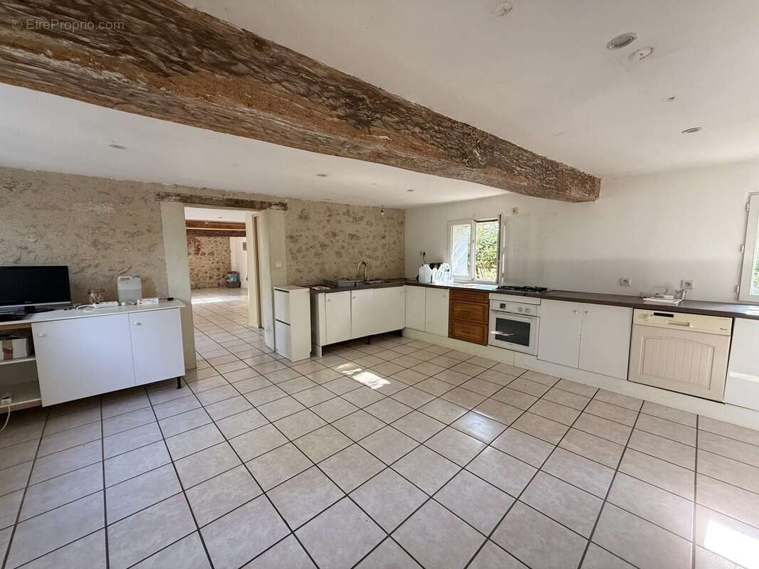 Maison 148 m² à Artannes-Sur-Indre  - photo 5