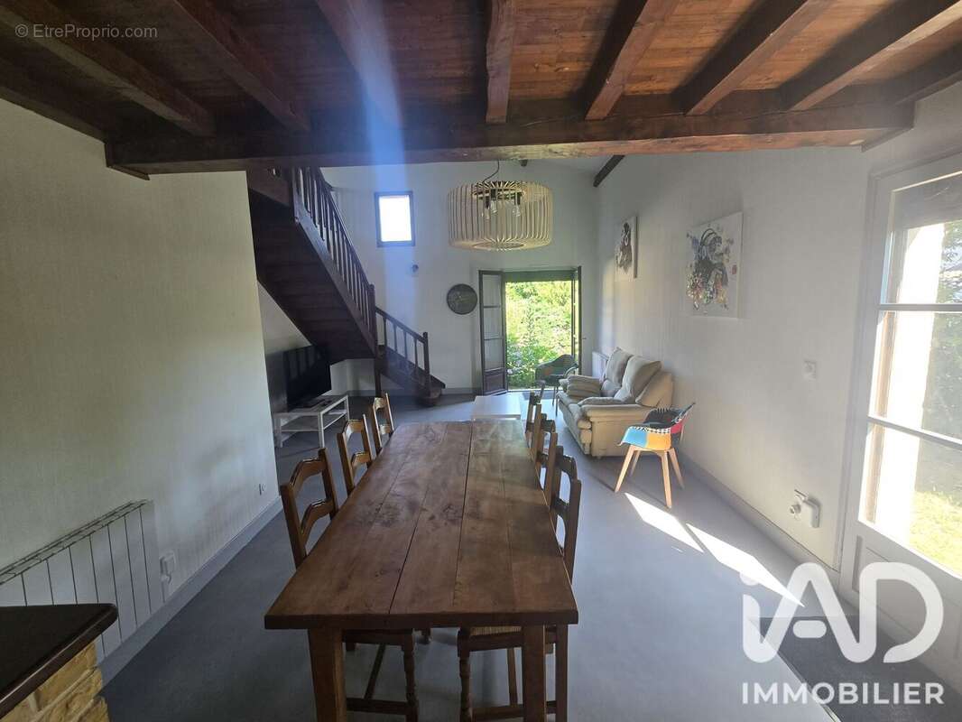 Maison 131 m² à Montayral  - photo 8