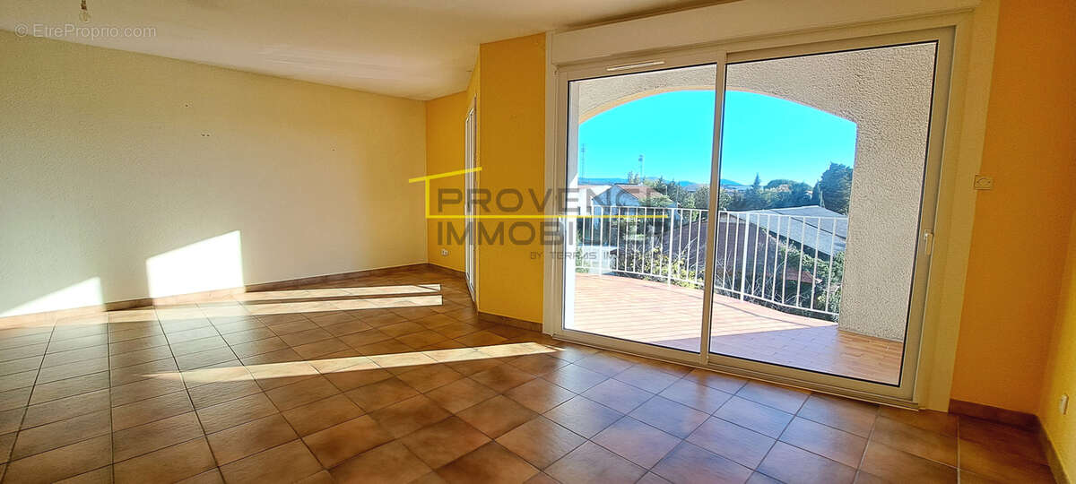 Appartement à MONTELIMAR