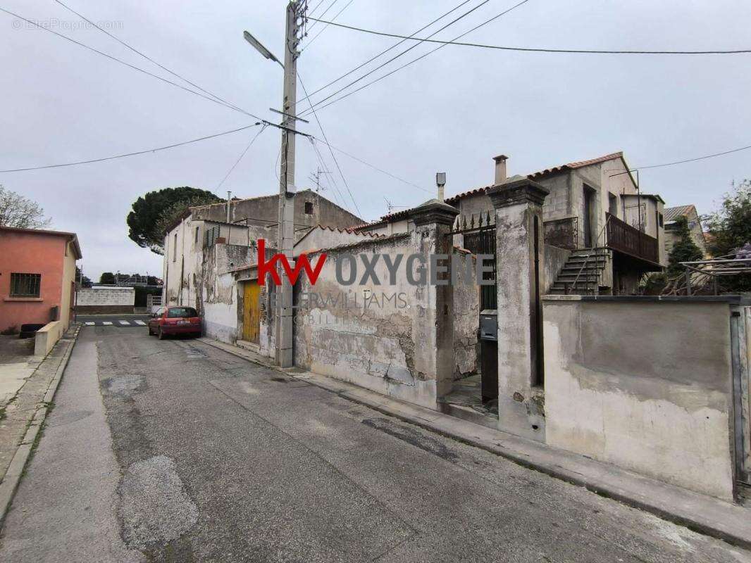 Commerce à LE BOULOU