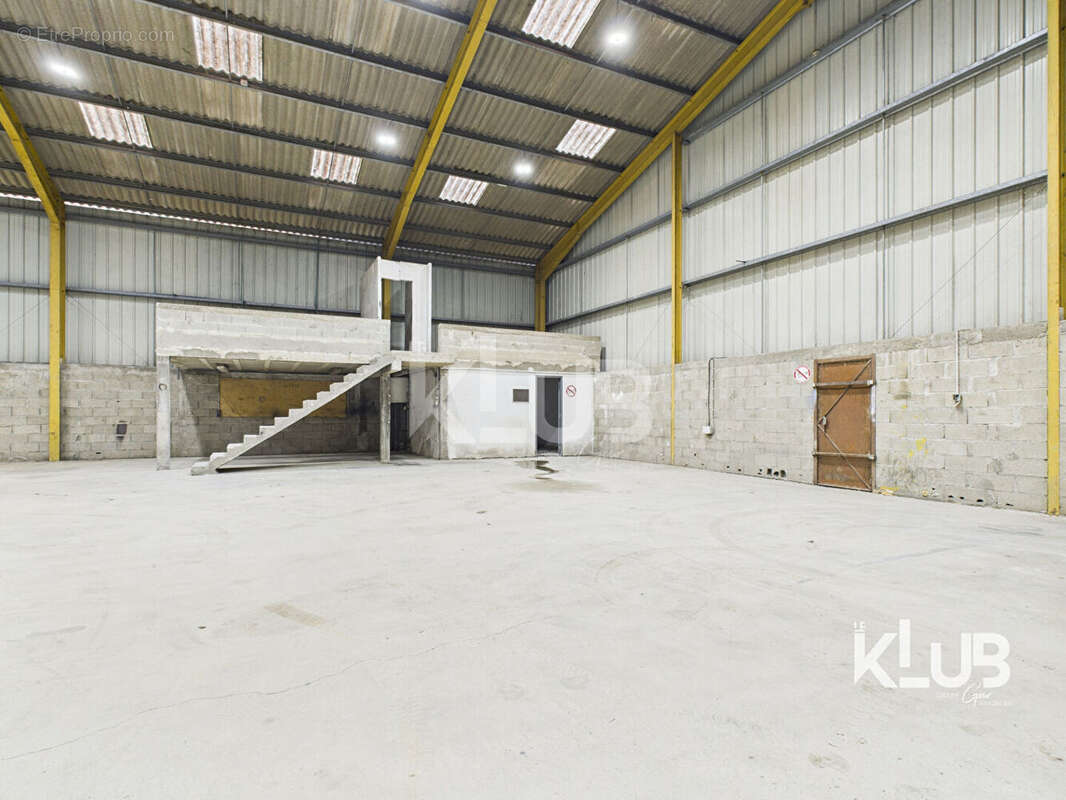 Commerce à BIGUGLIA