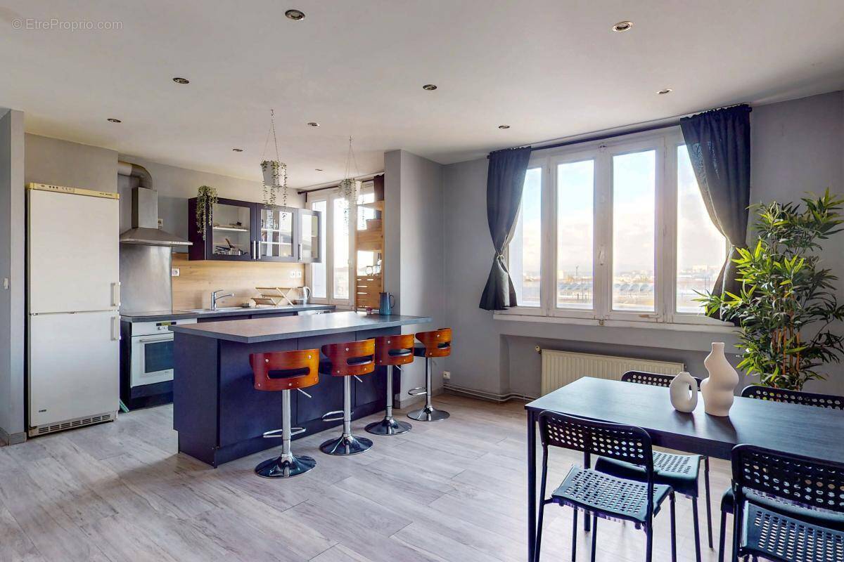 Appartement à LYON-7E