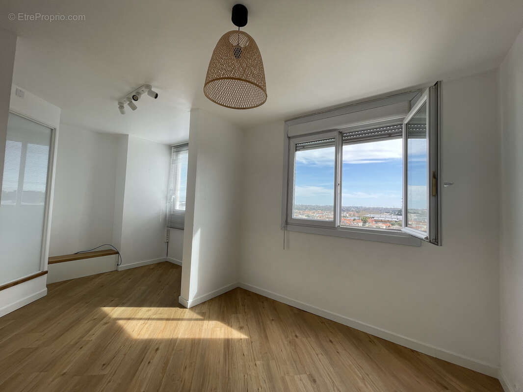 Appartement à CENON