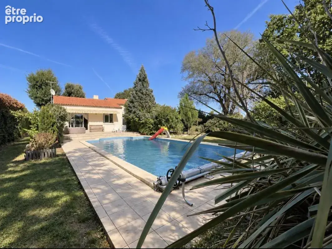 Avrillé - belle maison familiale avec piscine et dépendance - photo 2