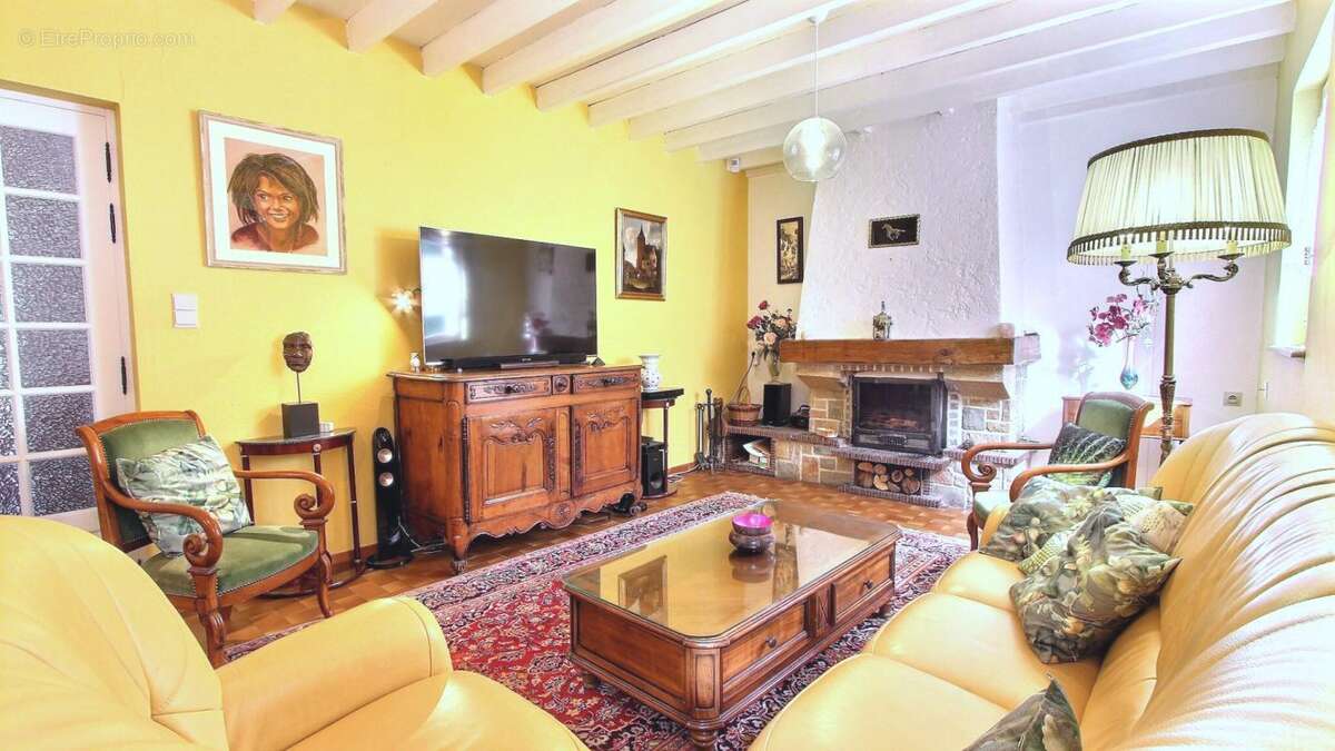 Maison à LE CANNET-DES-MAURES