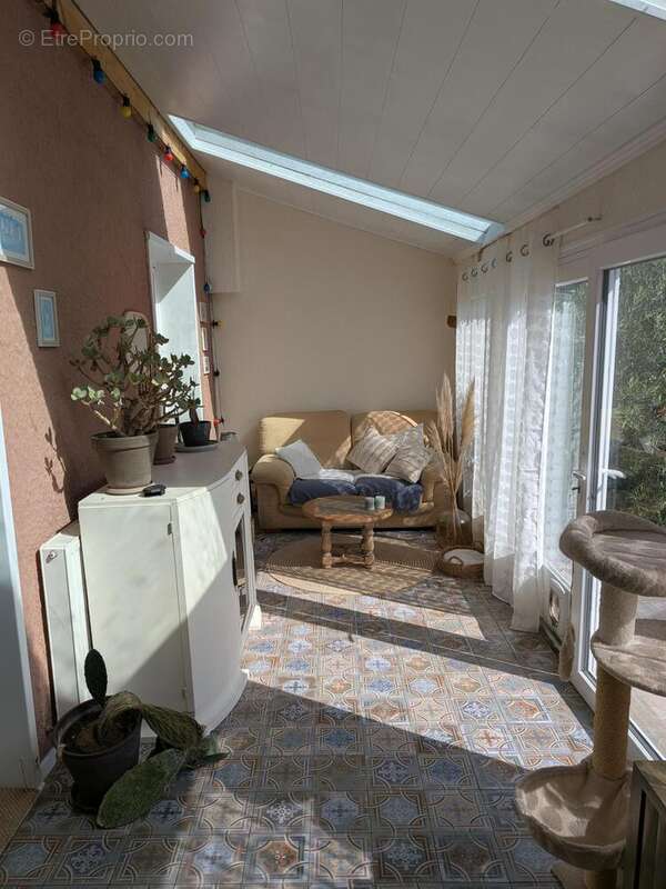 Maison 103 m² à Tourlaville  - photo 2