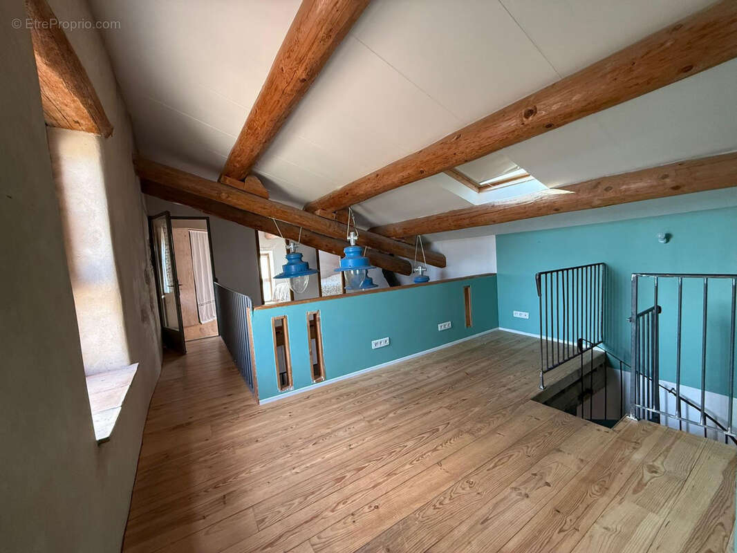 A 30 min de Montpellier: Maison en pierre avec terrasses- Studio loué + potentiel 2e studio - photo 16