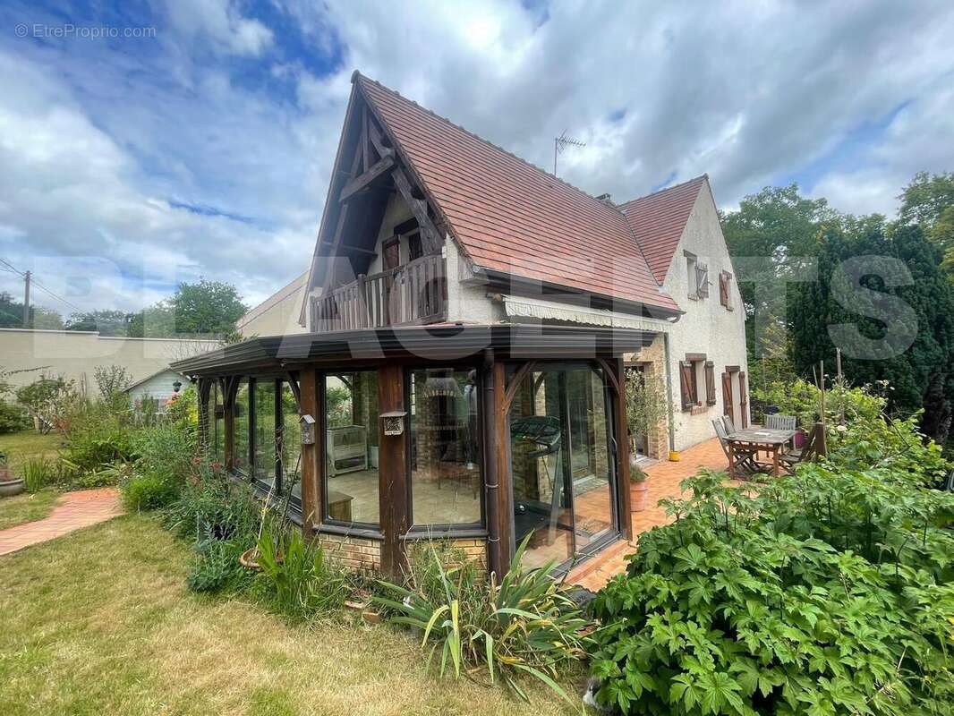 photo_30f29a243c5c369a9a22fa9308563281 - Maison à COUPVRAY