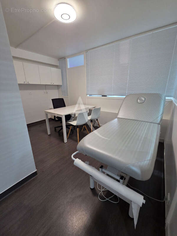 Commerce à TREMBLAY-EN-FRANCE