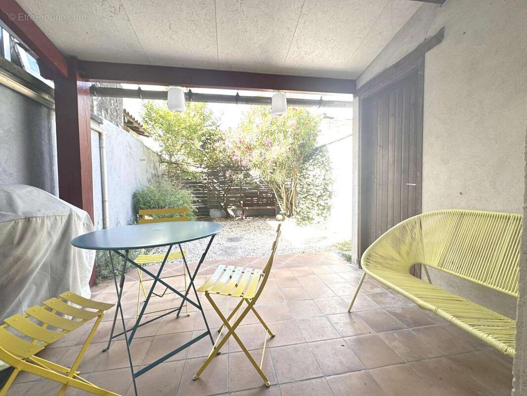 Maison à MIRAMONT-DE-GUYENNE