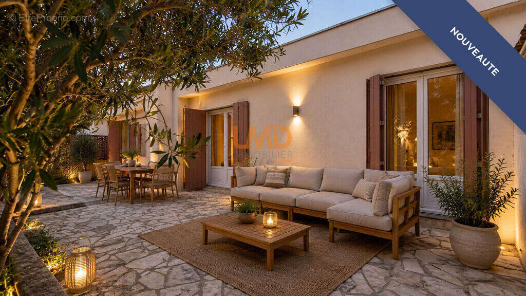 Maison à RODILHAN