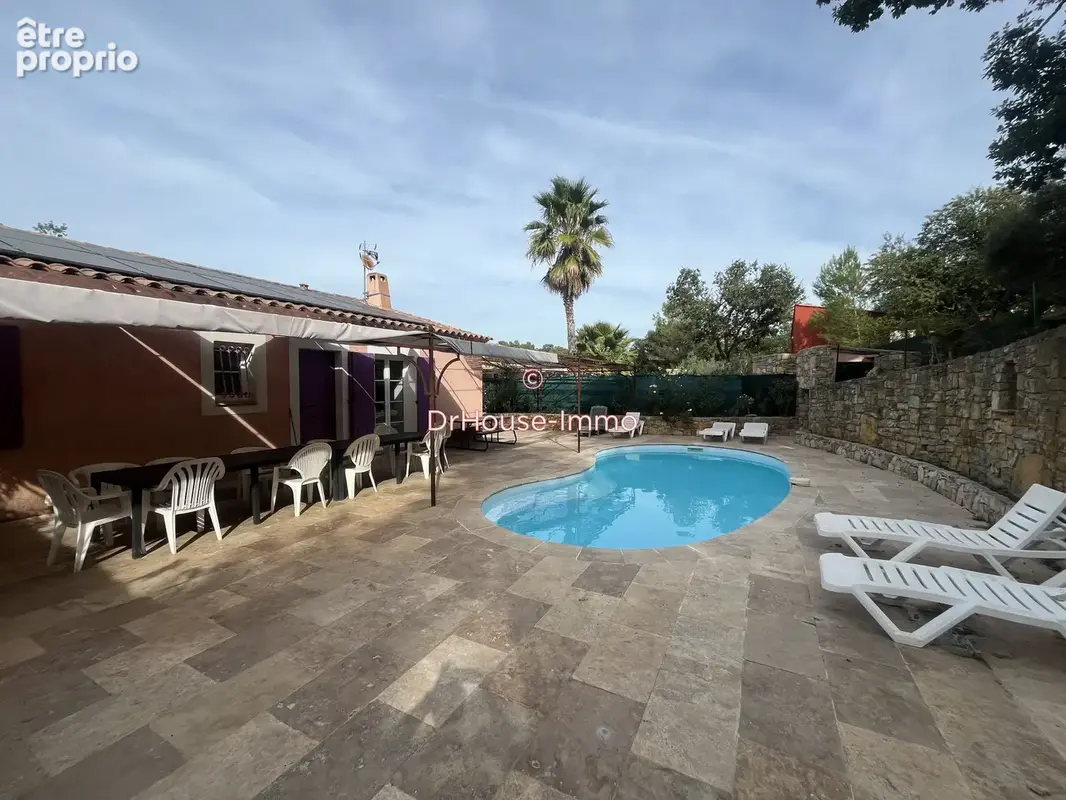 Maison 8 pièces 170 m² à vendre à Le Thoronet (83340) - photo 5