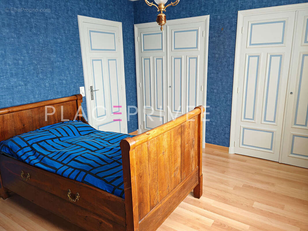 Maison à CHATEAUVILLAIN