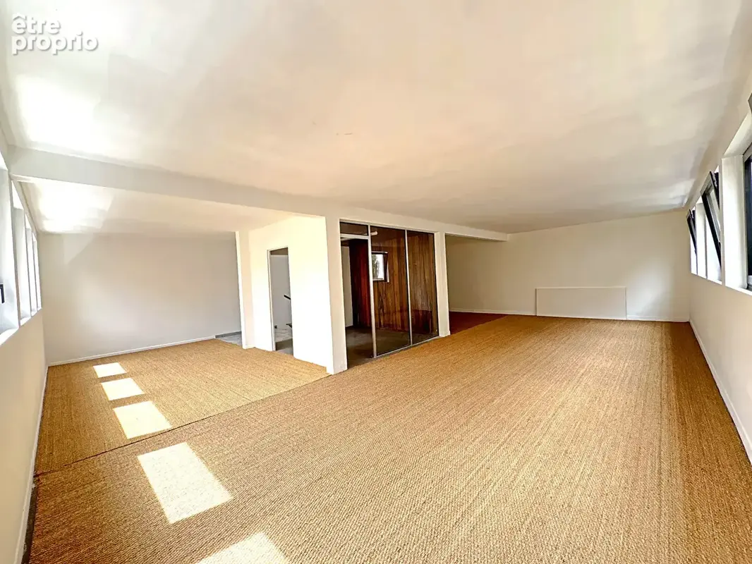 Toulouse - les chalets - immeuble de 242,10 m²  de bureaux ou  d'habitation avec rooftop. de 93,40 m² - photo 6