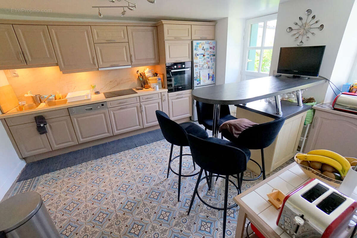 Maison à MEZIERES-SUR-SEINE