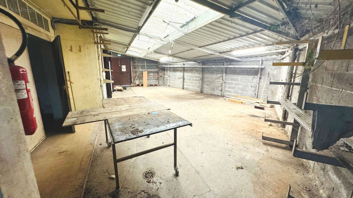 Appartement à EZANVILLE