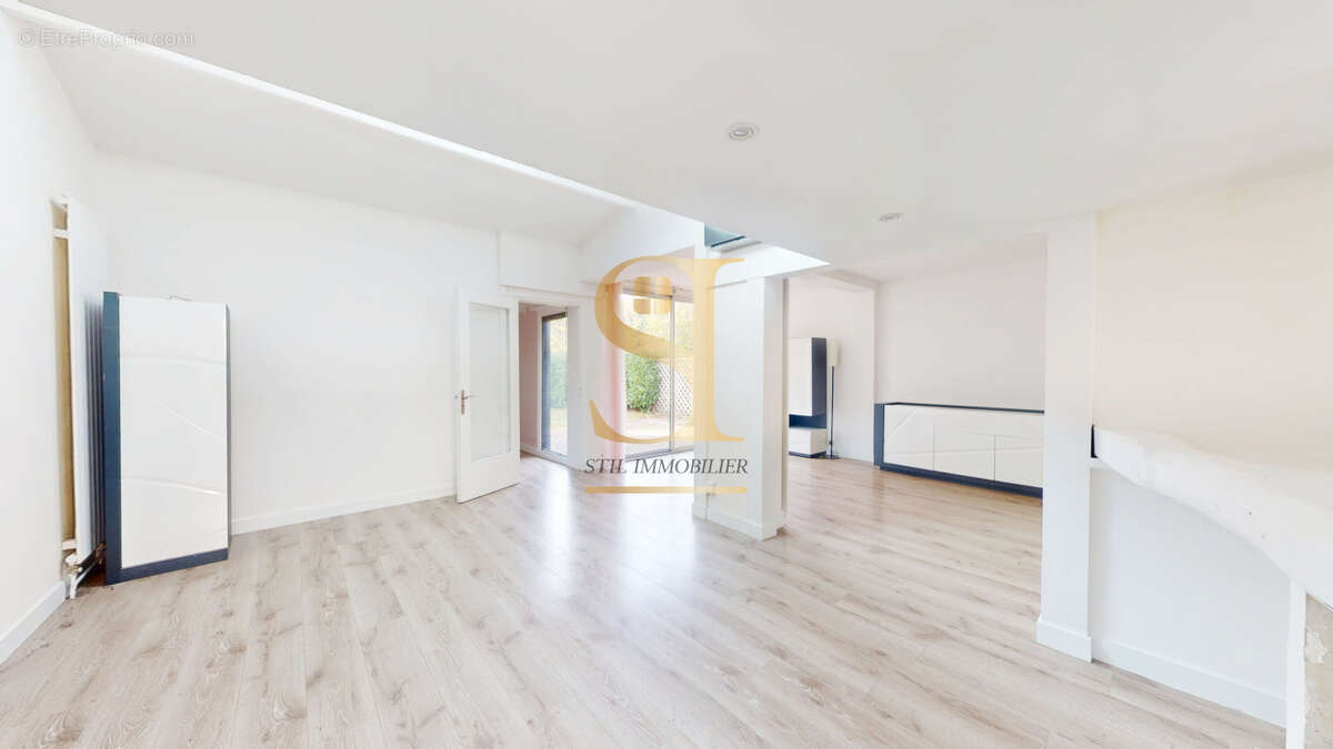 Maison à EPINAY-SOUS-SENART