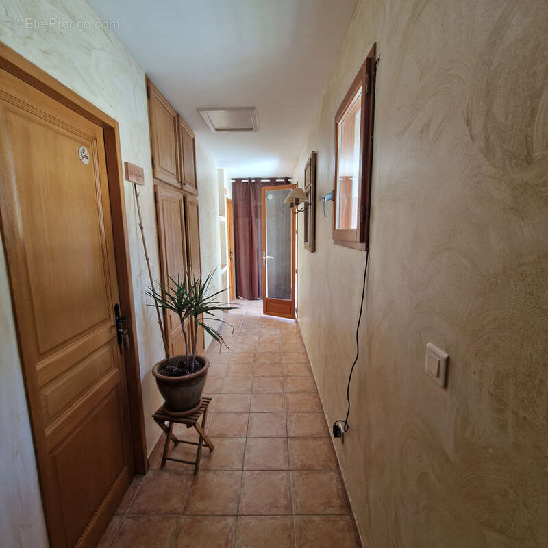 Propriété 10 pièces 8 chambres avec piscine à Lorgues… - photo 30