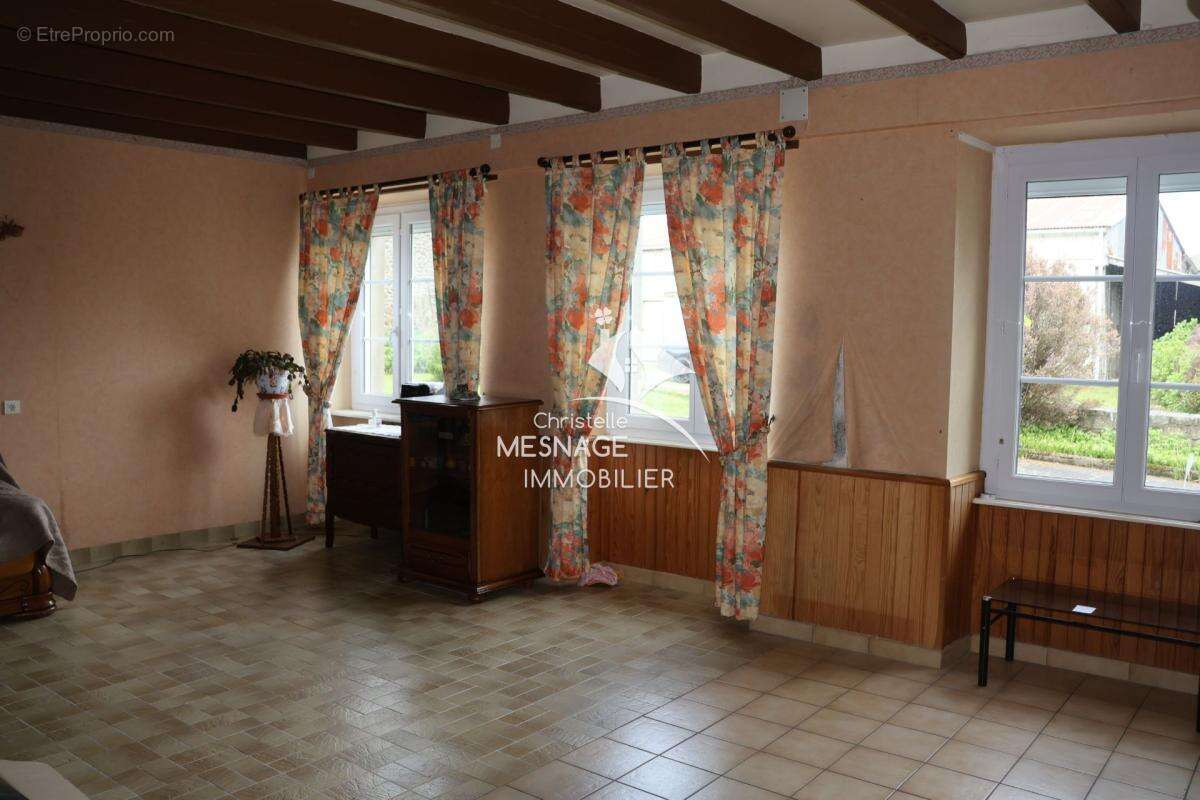 Maison à PLOREC-SUR-ARGUENON