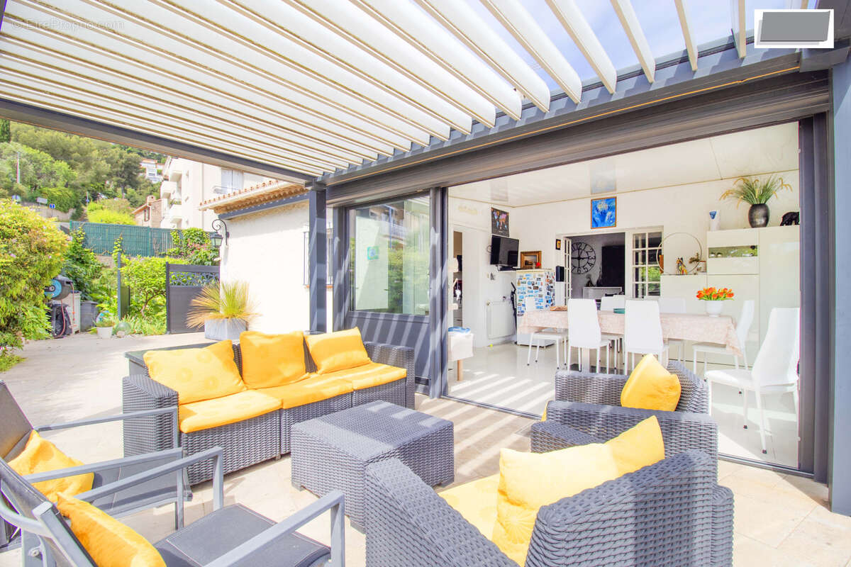 Maison à SAINT-MANDRIER-SUR-MER