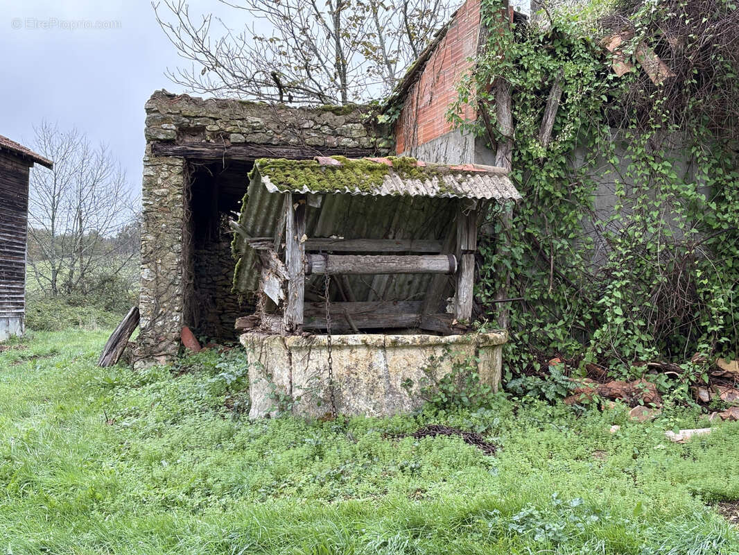 Maison à SAINT-MARCORY