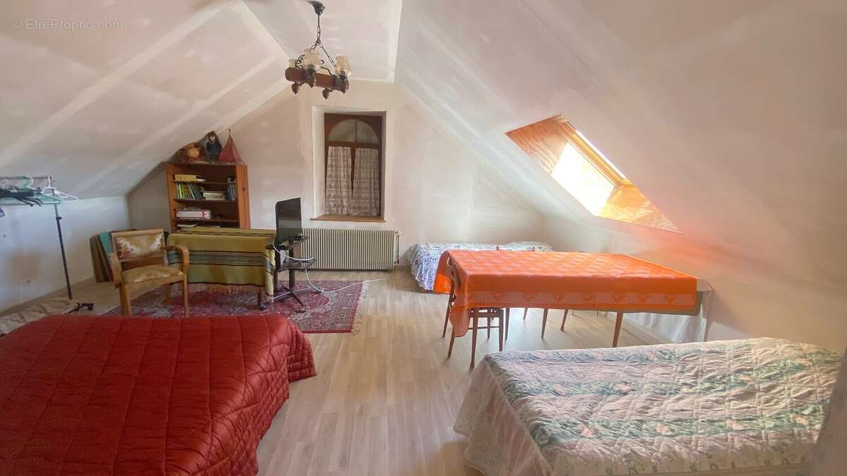 Christophe 04 - Maison à COURCHAPON