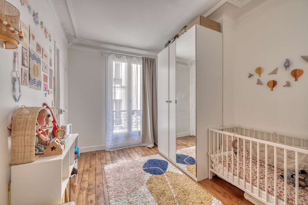 Appartement à PARIS-9E