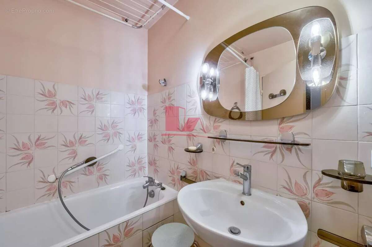 Appartement à ISSY-LES-MOULINEAUX