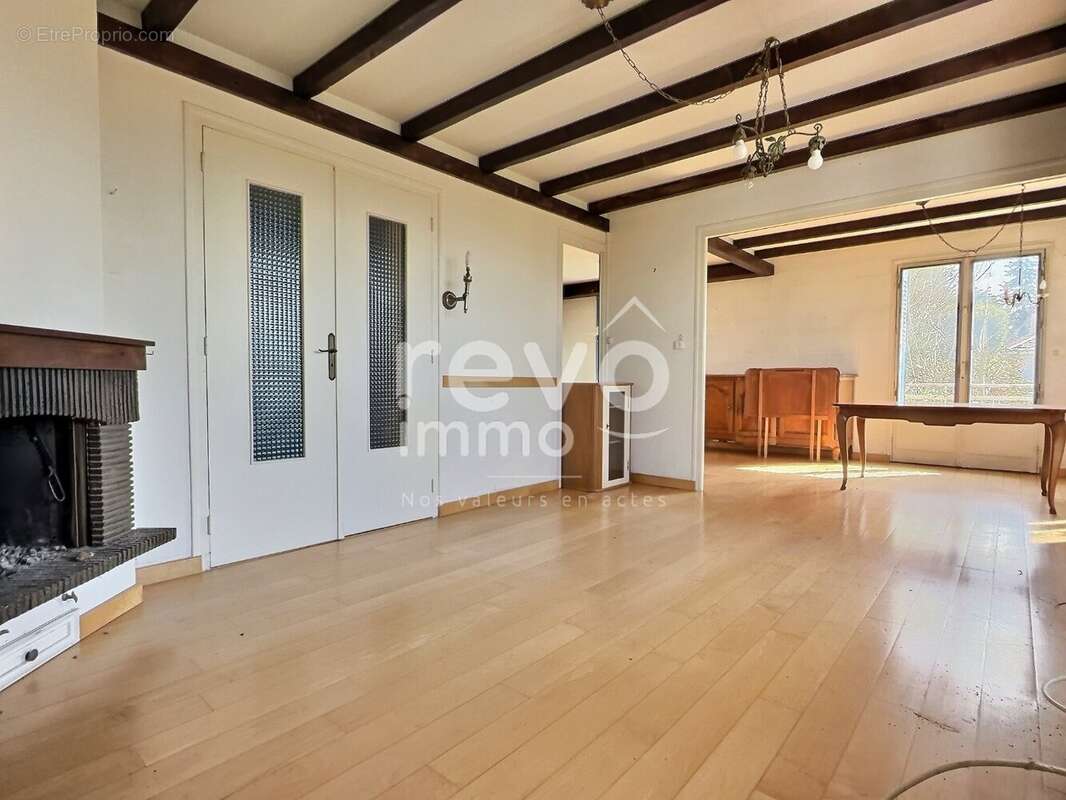 Maison à RILLIEUX-LA-PAPE