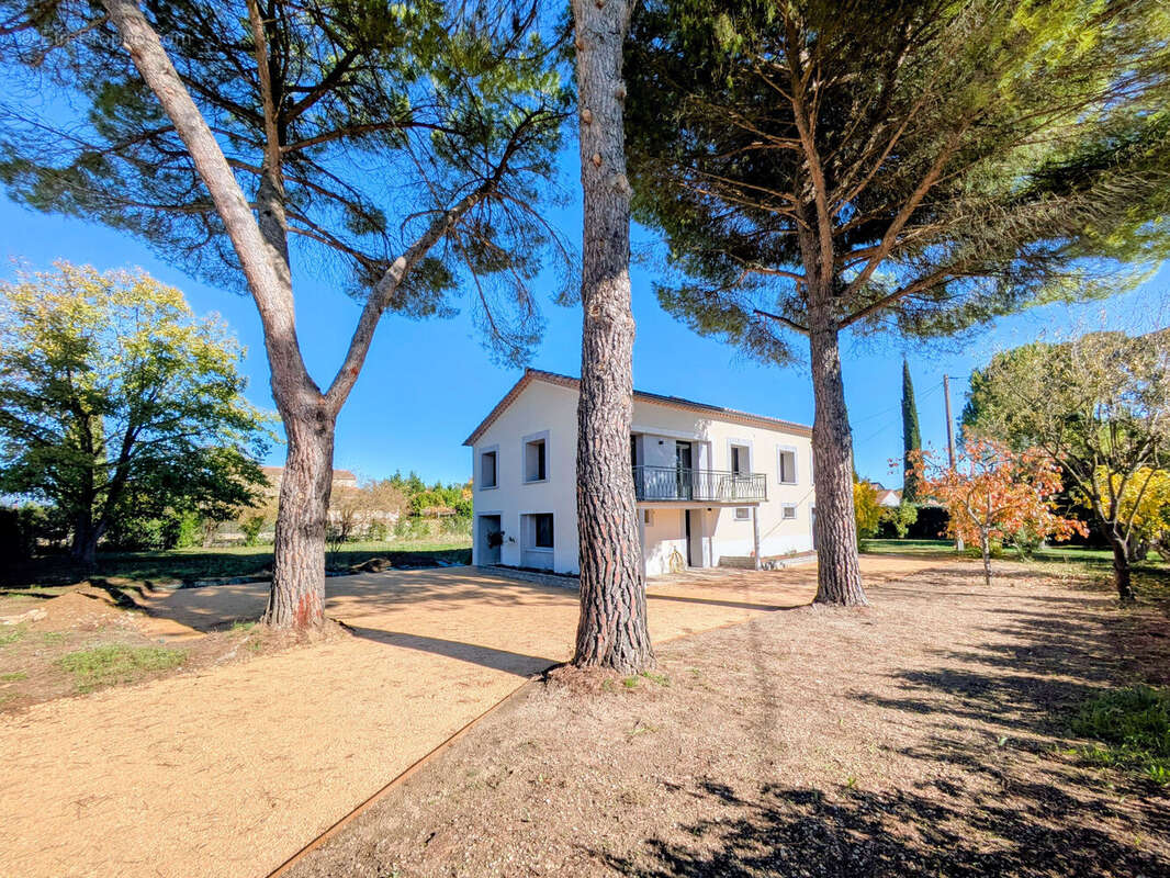 Maison à RIBAUTE-LES-TAVERNES
