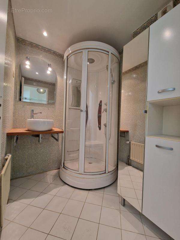 Appartement à VAIRES-SUR-MARNE