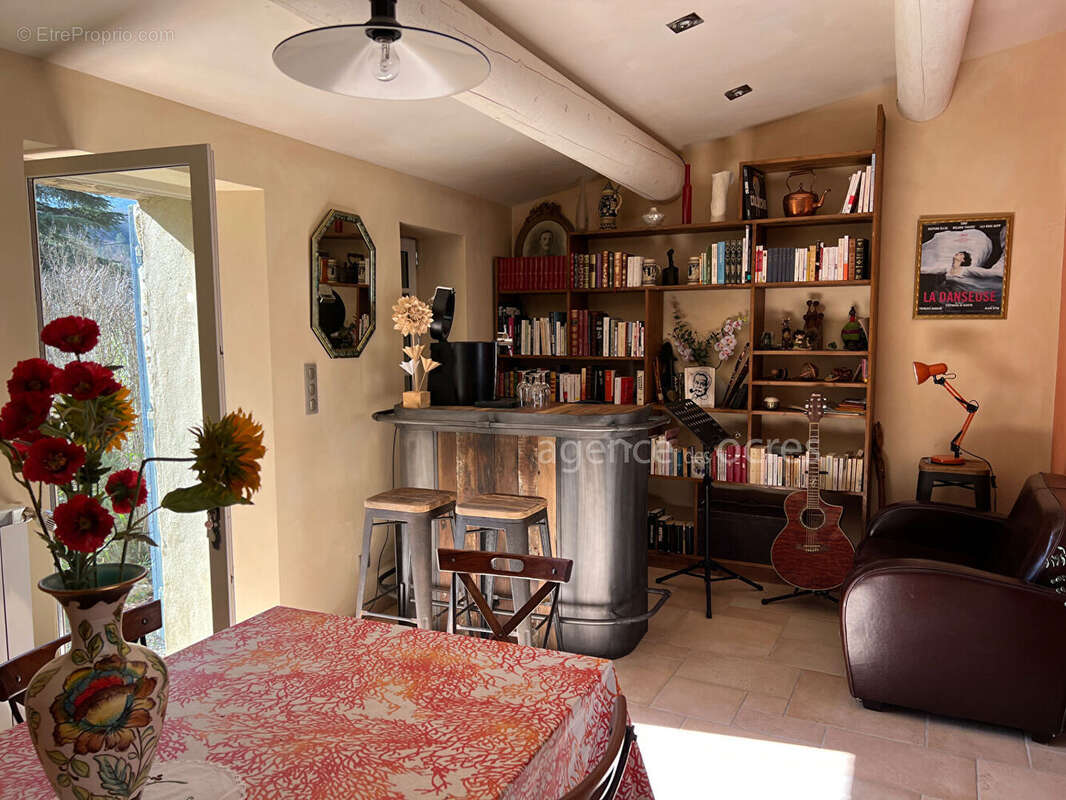Maison à Saint Martin de Castillon - photo 11